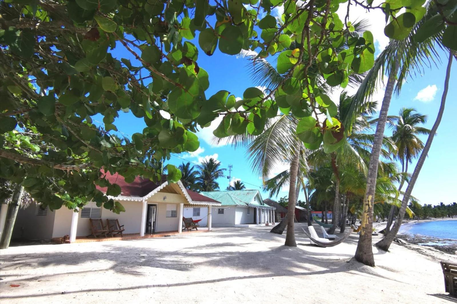 Saona Beach House - Bed And Breakfast Mano Juan Buitenkant foto
